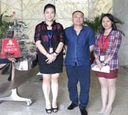 創(chuàng)綠給我的感覺就像家人一樣，很親切！